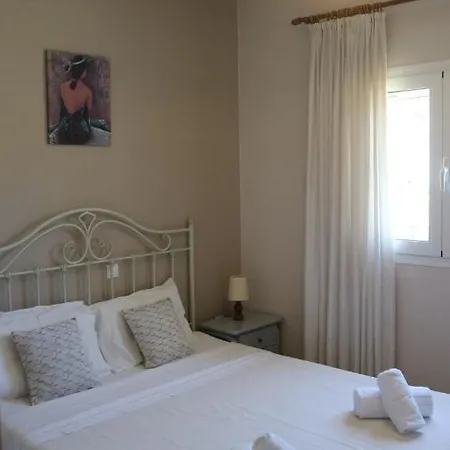 Βίλα Corfu Irini Γουβιά